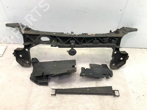 Tverrbjelke RENAULT CLIO III (BR0/1, CR0/1) 1.2 16V (BR02, BR0J, BR11, CR02, CR0J, CR11) (75 hp) 31921566