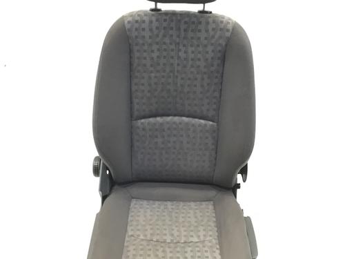 Used Left front seat MERCEDES-BENZ VANEO (414) 1.7 CDI (414.700) (91 hp) 16123123