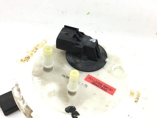 Fuel pump CHEVROLET NUBIRA Estate 1.8 | BP8136553M76 