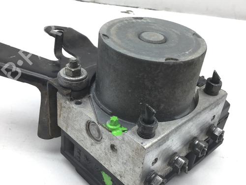 Used ABS pump TOYOTA AYGO (_B1_) 1.0 (KGB10_, KGB10R) (68 hp) 13325998
