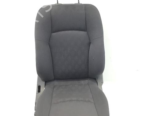 Used Right front seat MERCEDES-BENZ C-CLASS (W203) C 200 Kompressor (203.042) (163 hp) 19037062