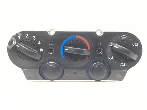 Used Climate control FORD FIESTA V (JH_, JD_) 1.3 (60 hp) 10201344