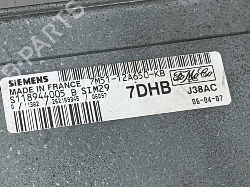 Engine control unit (ECU) FORD FOCUS II Turnier (DA_, FFS, DS) 1.6 Ti | BP33018073M57 - Image 3