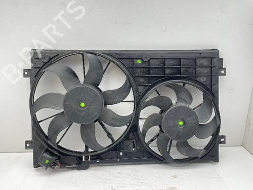 Used Radiator fan AUDI A3 (8P1) 1.4 TFSI (125 hp) 30331240