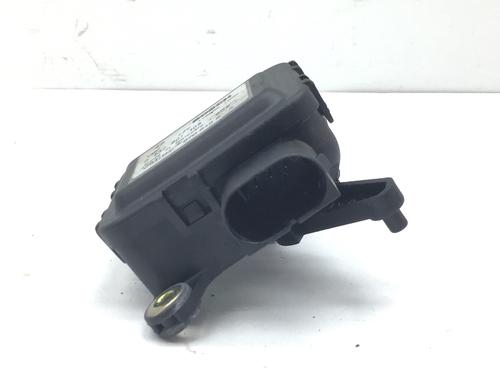 Used Electronic sensor OPEL CORSA C (X01) 1.2 (F08, F68) (75 hp) 30105813