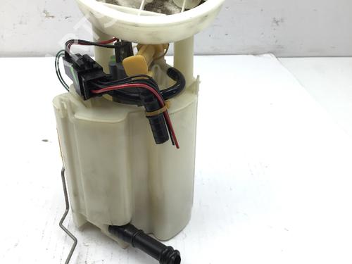Fuel pump MERCEDES-BENZ C-CLASS (W203) C 200 Kompressor (203.042) | BP18971425M76 