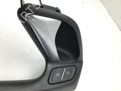 Front left interior door handle VW POLO V (6R1, 6C1) 1.4 TDI | BP26874648I13 