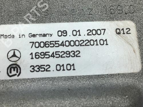 Engine control unit (ECU) MERCEDES-BENZ A-CLASS (W169) A 150 (169.031, 169.331) | BP24308564M57 