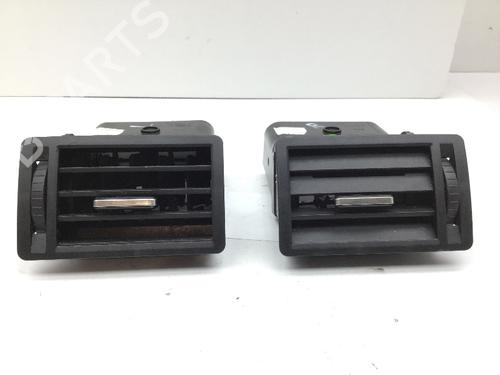 Used Air vent FORD KUGA I 2.0 TDCi 4x4 (140 hp) 25158233