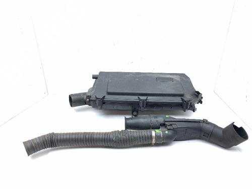 Luftfilter kasse VW GOLF IV (1J1) 1.4 16V (75 hp) 30437857