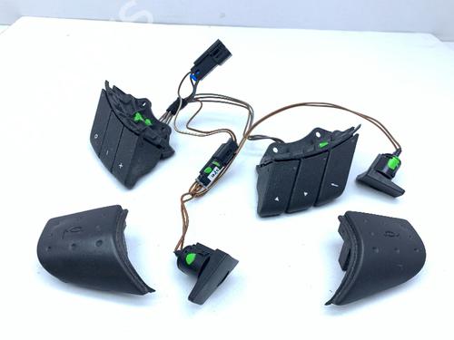 Used Switch OPEL MERIVA A MPV (X03) 1.6 (E75) (105 hp) 30858967