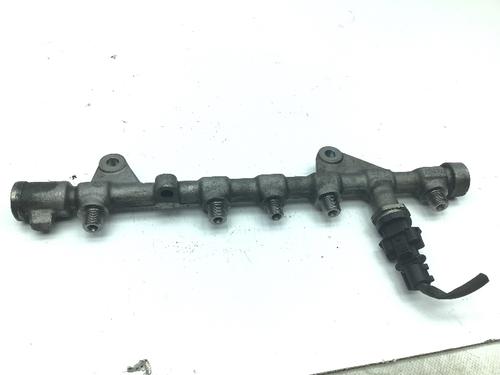 Injection rail RENAULT MEGANE III Hatchback (BZ0/1_, B3_) 1.9 dCi (BZ0N, BZ0J) | BP12580147M98 