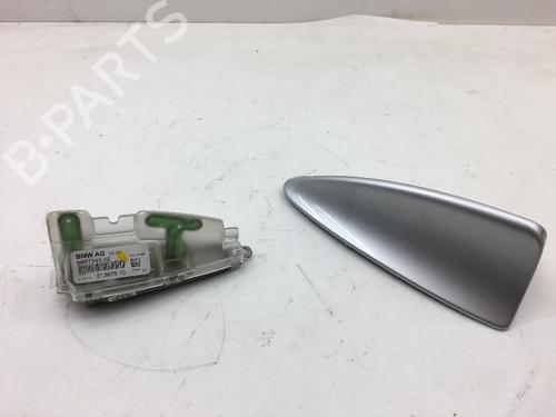 Antenne/Base BMW 7 (E65, E66, E67) 745 d (329 hp) 14586611