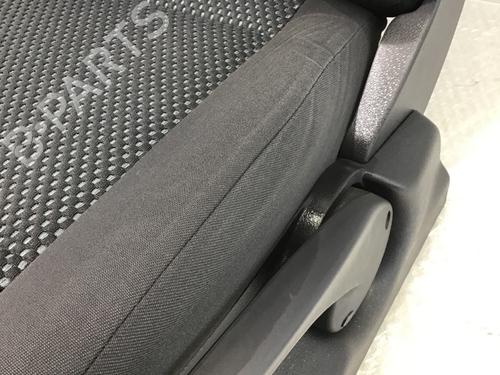 Left front seat VW FOX Hatchback (5Z1, 5Z3, 5Z4) 1.2 | BP23090778C15 