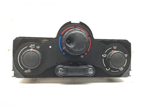 Used Climate control RENAULT MEGANE II Estate (KM0/1_) 1.6 (113 hp) 13919804