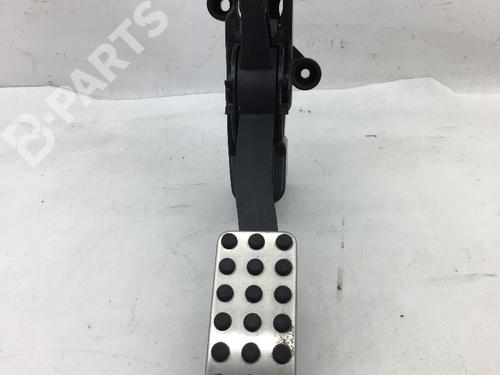 Used Pedal Pedal MERCEDES-BENZ B-CLASS Sports Tourer (W245) B 200 (245.233) (136 hp) 7865694 7865694