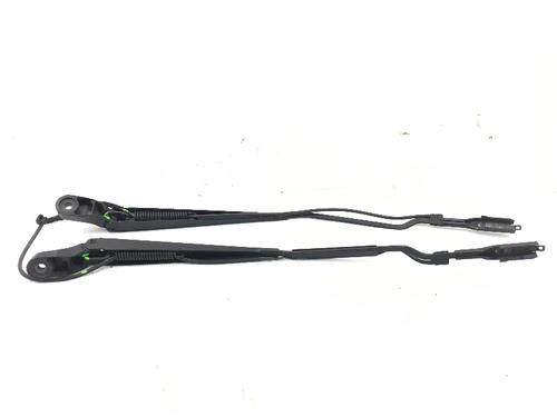 Used Front windshield wiper arm MERCEDES-BENZ VITO / MIXTO Van (W639) 109 CDI (639.601, 639.603, 639.605) (95 hp) 14586741