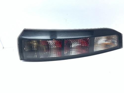 Feu arrière gauche OPEL MERIVA A MPV (X03) 1.6 (E75) (105 hp) 30858945