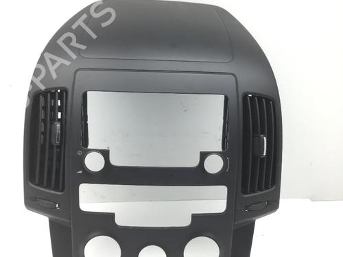 Midtkonsoll HYUNDAI i30 (FD) 1.4 (109 hp) 29974190