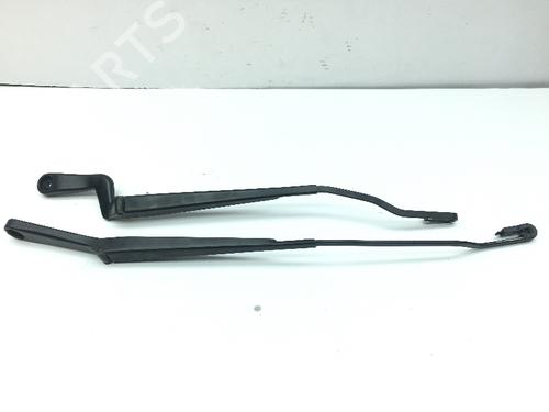 Used Front windshield wiper arm SKODA FABIA I (6Y2) 1.4 (68 hp) 14588346