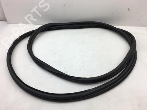 Used Rubber door seal BMW 7 (E65, E66, E67) 745 d (329 hp) 14586614
