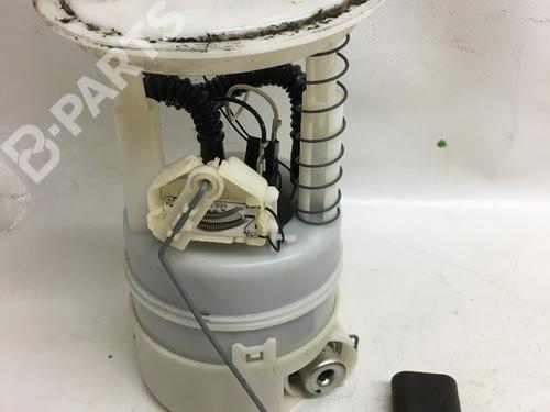Used Fuel pump NISSAN MICRA III (K12) 1.2 16V (65 hp) 6589084