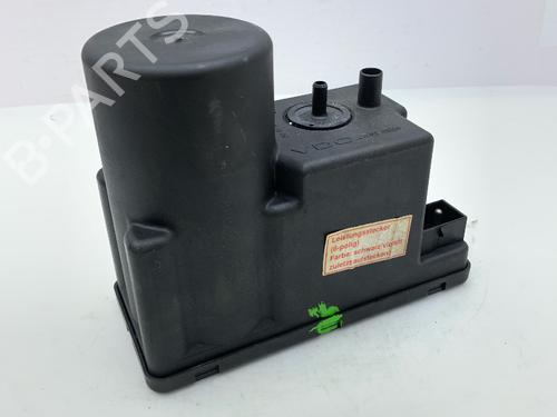 Used Central lock pump Central lock pump AUDI A4 B5 Avant (8D5) 1.9 TDI (110 hp) 33289741 33289741