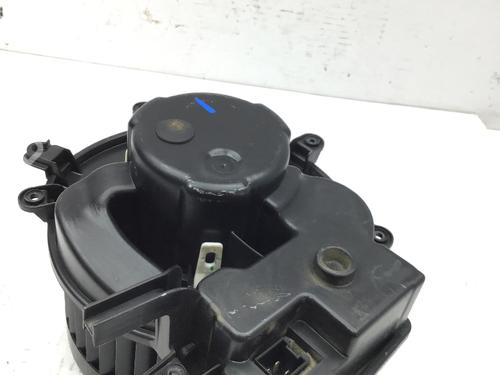 Heater blower motor MERCEDES-BENZ C-CLASS (W203) C 200 Kompressor (203.042) | BP18971411M62 