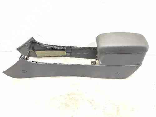 Used Armrest / Center console MAZDA 6 Station Wagon (GY) 2.0 DI (GY19) (121 hp) 30463758