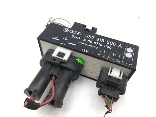 Used Electronic sensor VW POLO III (6N1) 60 1.4 (60 hp) 14587236