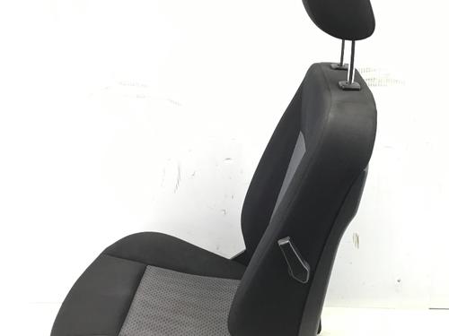 Right front seat MERCEDES-BENZ A-CLASS (W169) A 150 (169.031, 169.331) | BP24314214C16 