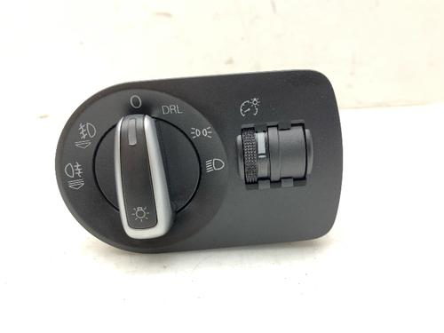 Used Headlight switch Headlight switch AUDI A3 (8P1) 1.8 TFSI (160 hp) 32773583 32773583