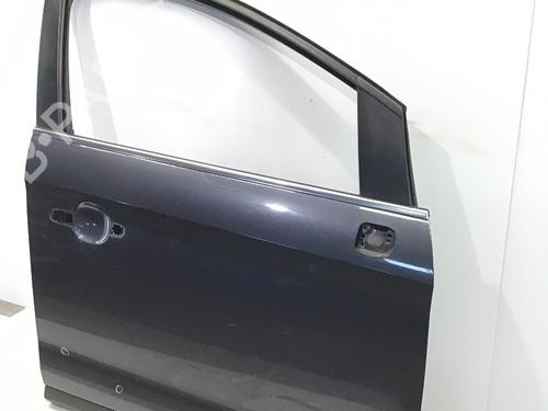 Used Right front door FORD KUGA I 2.0 TDCi 4x4 (140 hp) 25158189