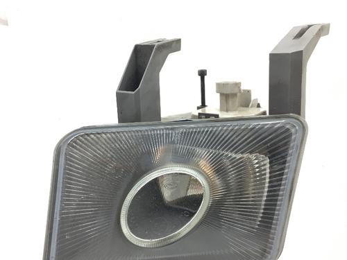 Used Right front fog light OPEL VECTRA B Estate (J96) 1.8 i 16V (F35) (115 hp) 7758048
