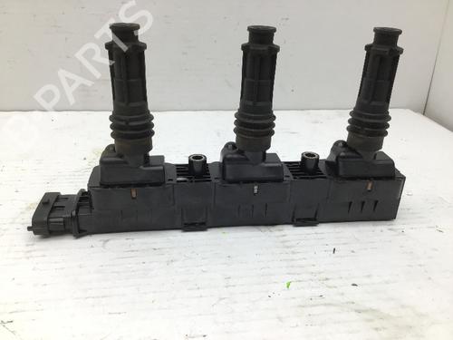 Used Ignition coil OPEL CORSA D (S07) 1.0 (L08, L68) (60 hp) 18257093
