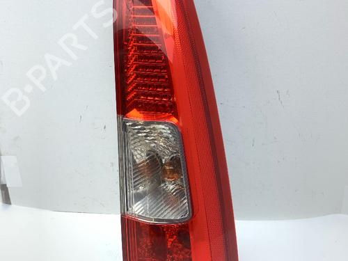 Used Right taillight VOLVO V70 II (285) D5 (163 hp) 32084236