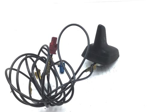 Antenna/Base AUDI A4 B7 Avant (8ED) 3.2 FSI quattro | BP22926963C140 