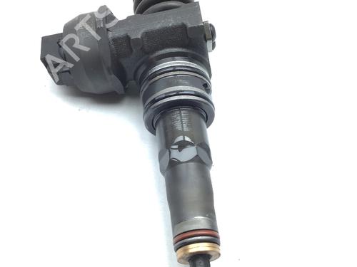 Injector VW GOLF V (1K1) 1.9 TDI | BP25912390M100 