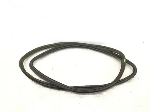 Used Rubber door seal OPEL ZAFIRA A MPV (T98) 1.6 16V (F75) (101 hp) 21662618