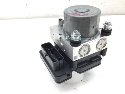 Used ABS pump NISSAN QASHQAI II (J11, J11_) 1.3 DIG-T (160 hp) 28414453