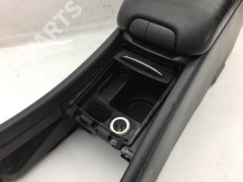 Armrest / Center console MERCEDES-BENZ C-CLASS (W203) C 200 CDI (203.004) | BP7831054I20 