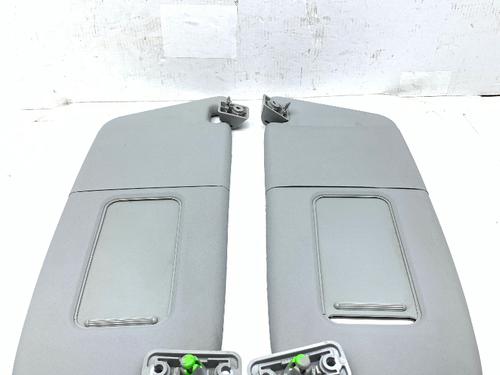 Used Right sun visor Right sun visor OPEL MERIVA A MPV (X03) 1.6 16V (E75) (100 hp) 39989008 39989008