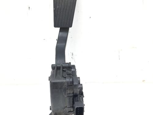 Used Pedal Pedal OPEL SIGNUM Hatchback (Z03) 2.2 direct (F48) (155 hp) 10210360 10210360