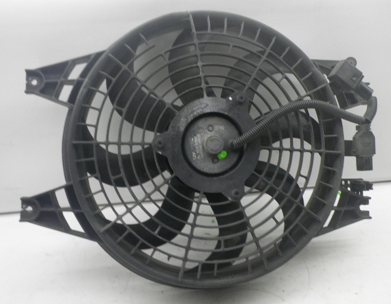 Radiator fan KIA SORENTO I (JC) 2.5 CRDi KIA A005143 BParts