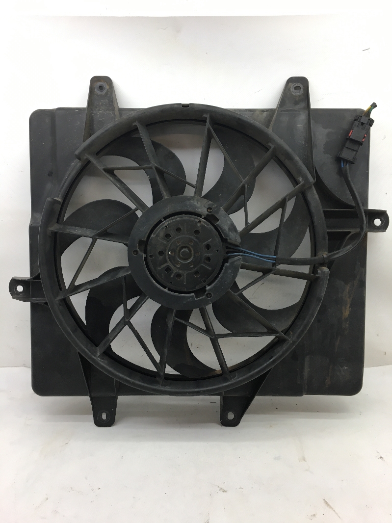 Radiator fan CHRYSLER PT CRUISER (PT_) 2.0 7864558 BParts