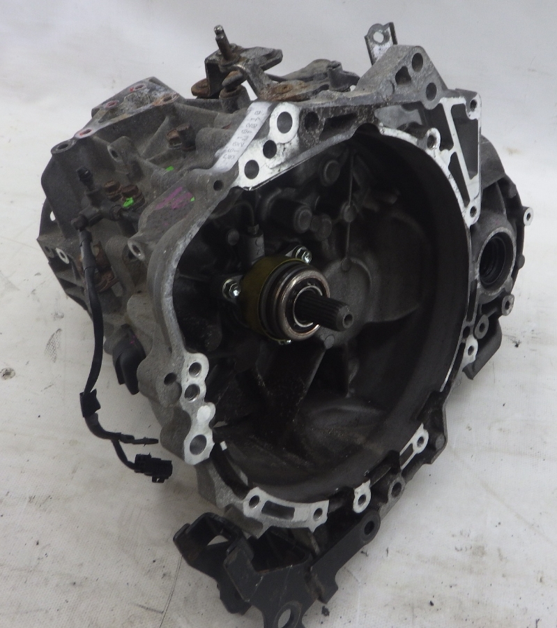 Manual gearbox TOYOTA IQ (_J1_) 1.0 (KGJ10_) | B-Parts