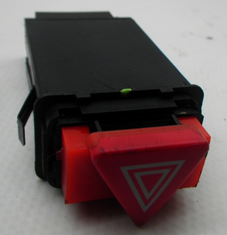 Switches BRAKE LIGHT SWITCH 19992002 AUDI A3 8L 1.8 T PETROL Vehicle