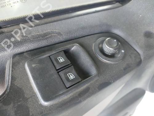 Used Left front window switch Left front window switch RENAULT TRAFIC III Bus (JG_) 1.6 dCi 115 (JGMD) (116 hp) 40261490 40261490