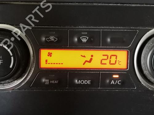 climate-control-nissan-nv200-van-2010-37584048 main image