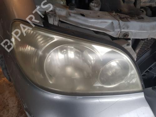 Used Right headlight KIA CARNIVAL II (GQ) [1999-2007]  24396173